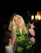 קארין בלודינית